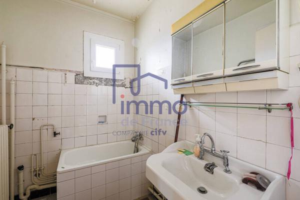 Appartement 3 pièces                                        - 38100 Grenoble Réf : 21571