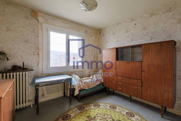 Appartement 3 pièces                                        - 38100 Grenoble Réf : 21571