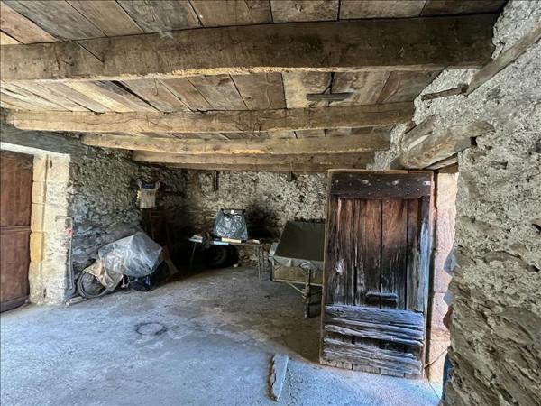 Maison à vendre |  Flagnac |  1 pièce | 64 m²