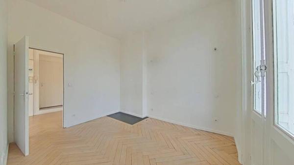 Appartement 2 pièces                                        - 42000 Saint-Étienne Réf : 10979