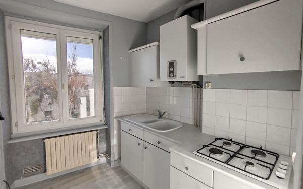 Appartement à louer    3 pièces •  Brest