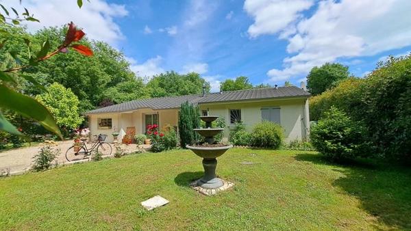 Maison à vendre |  Saint-Seurin-sur-l'Isle |  4 pièces | 121 m²