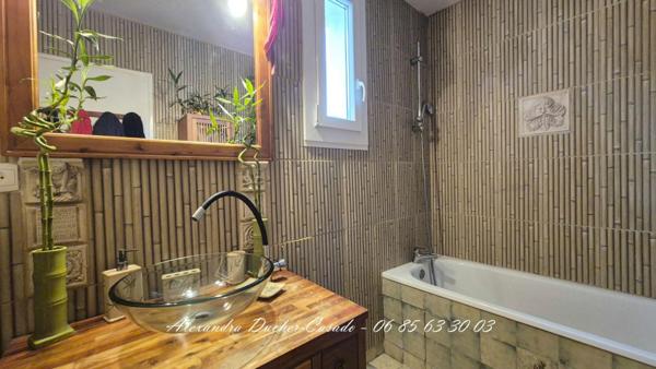 Maison proche commodités centre-ville avec piscine et garage