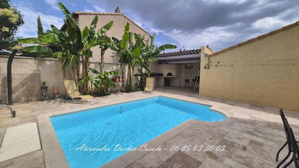 Maison proche commodités centre-ville avec piscine et garage