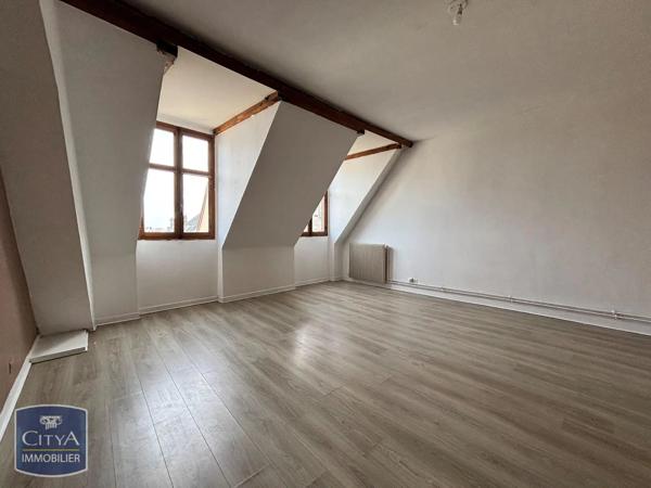 Appartement à louer 2 pièces 55.35m² Bourges (18000)
