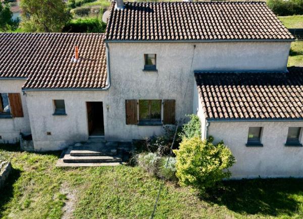 Maison à vendre    5 pièces • 147,50 m2 Ruoms