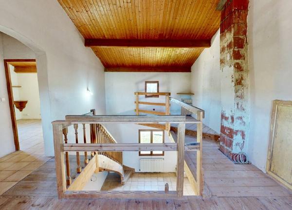 Maison à vendre    5 pièces • 147,50 m2 Ruoms