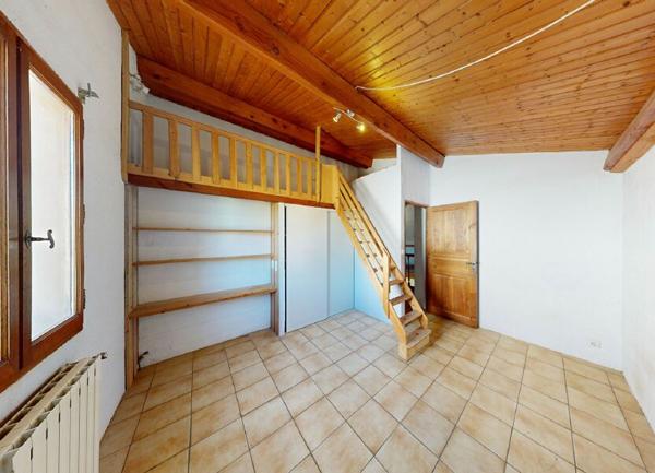 Maison à vendre    5 pièces • 147,50 m2 Ruoms