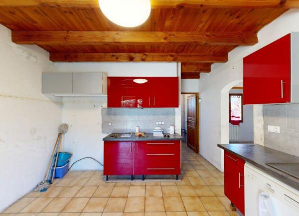 Maison à vendre    5 pièces • 147,50 m2 Ruoms