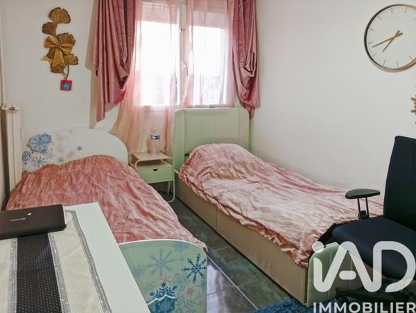 Appartement à vendre 4 pièces 70 m² Nîmes