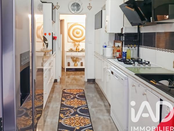 Appartement à vendre 4 pièces 70 m² Nîmes