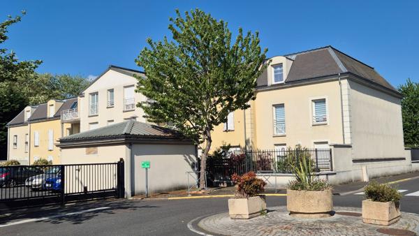 Appartement Brie Comte Robert 2 pièce(s) 40.06 m2