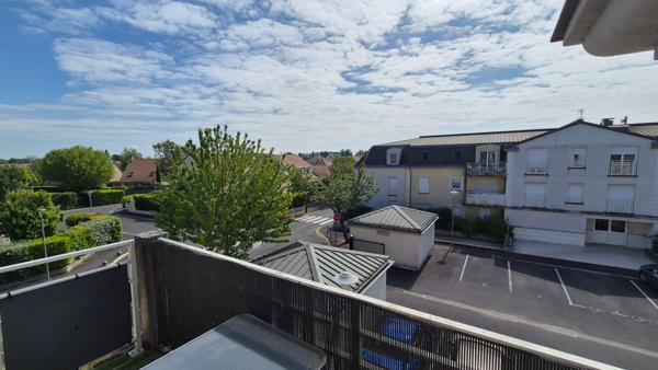 Appartement Brie Comte Robert 2 pièce(s) 40.06 m2