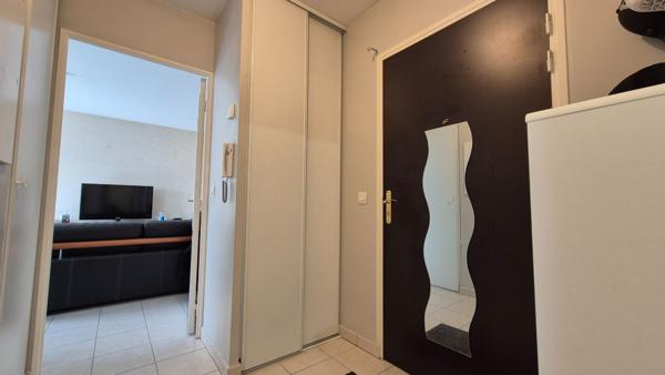 Appartement Brie Comte Robert 2 pièce(s) 40.06 m2