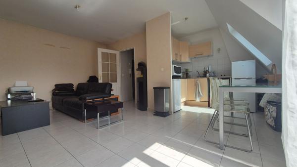Appartement Brie Comte Robert 2 pièce(s) 40.06 m2