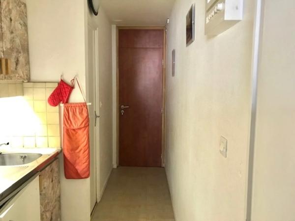 Dans la Station de la MONGIE dans les Hautes Pyrénées un studio de 26 m² aux pieds des pistes de ski avec Balcon et cellier.