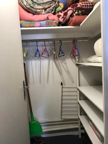 Dans la Station de la MONGIE dans les Hautes Pyrénées un studio de 26 m² aux pieds des pistes de ski avec Balcon et cellier.