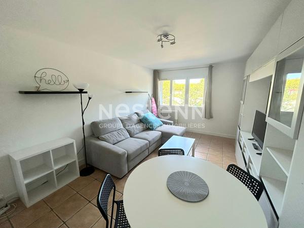 Toulouse Rangueil 31400 à deux pas des Facultés , Agréable T3 de 56.45m² très bien agencé , avec petit balcon, cave et place de parking , CHAUFFAGE COLLECTIF