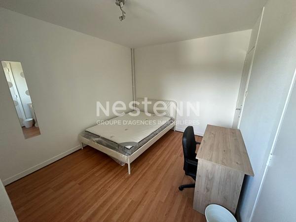 Toulouse Rangueil 31400 à deux pas des Facultés , Agréable T3 de 56.45m² très bien agencé , avec petit balcon, cave et place de parking , CHAUFFAGE COLLECTIF