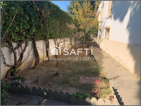 Maison familiale, 5 chambres, jardin, garage en ville