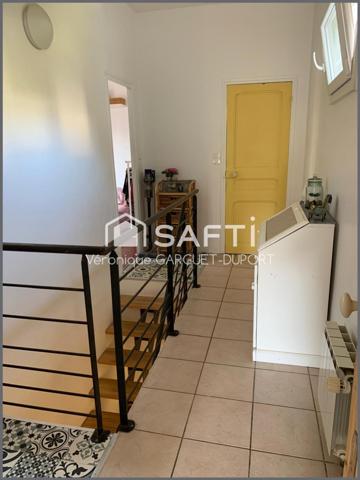 Maison familiale, 5 chambres, jardin, garage en ville