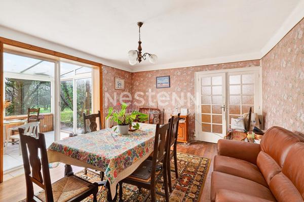 VENTE MAISON DE VILLE QUARTIER ROBIEN AVEC GARAGE TROIS CHAMBRES DONT UNE DE PLAIN PIED ET JARDIN CLOS