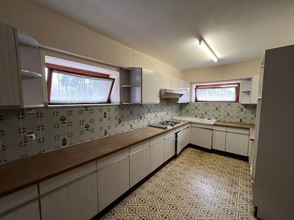 Maison 6 pièces 216 m2