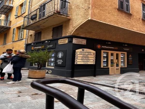 à vendre  22 m2 VILLEFRANCHE SUR MER - 06