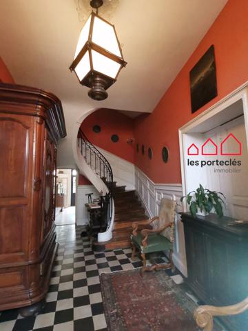Maison pierre 5 chambres, Jardin et garage en centre ville