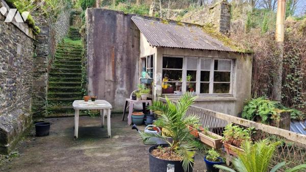 IMMEUBLE ENTIER-1 COMMERCE-3 APPARTEMENTS-JARDIN