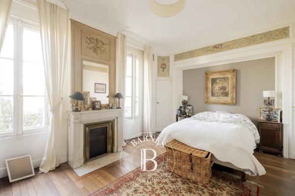 Bordeaux, Maison 6 Chambres -  380 m² à vendre