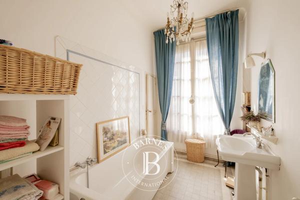 Bordeaux, Maison 6 Chambres -  380 m² à vendre