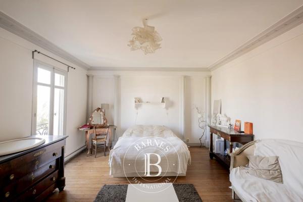 Bordeaux, Maison 6 Chambres -  380 m² à vendre