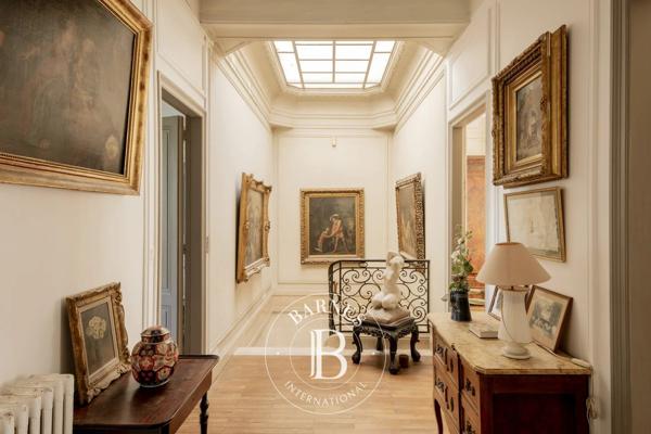 Bordeaux, Maison 6 Chambres -  380 m² à vendre