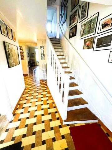 Maison 210m² - La chapelle - 956m² de jardin