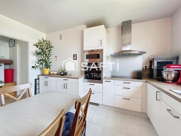 3 PIECES - 65M2 - SEJOUR - CUISINE - 2 CH - BALCON - CAVE - JARDIN D'ENFANTS