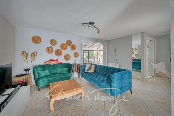 Dpt Hérault (34), à vendre CARNON PLAGE maison P8 de 160 m² - Terrain de 230,00 m²