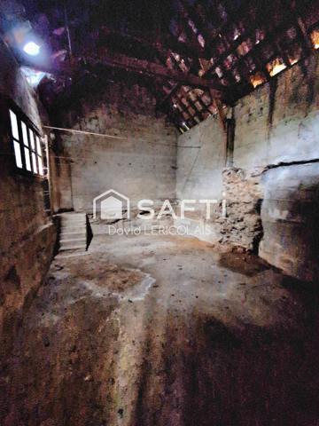 BELLE MAISON EN PIERRES A RAFRAICHIR