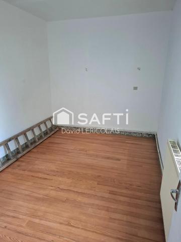 BELLE MAISON EN PIERRES A RAFRAICHIR