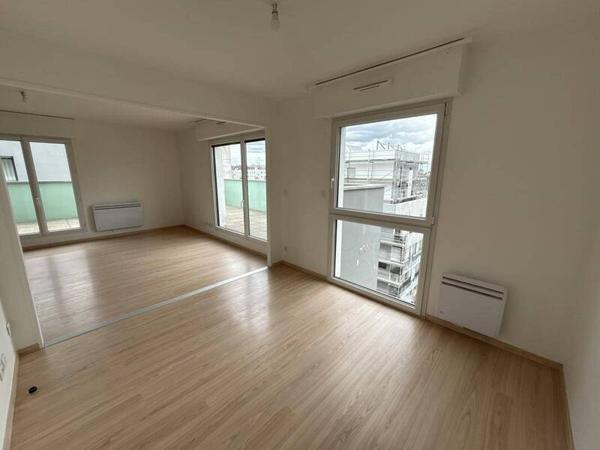 Appartement 4 pièces - 44200 Nantes -  République