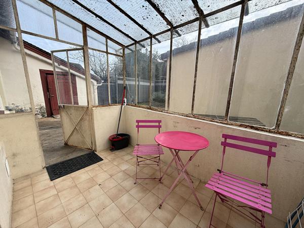 Beau F2  meublé Saint Michel