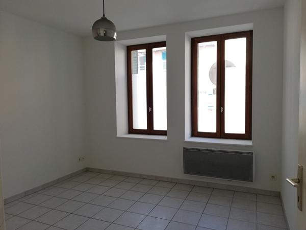 APPARTEMENT BOURG EN BRESSE - 2 pièce(s) - 35.41 m2