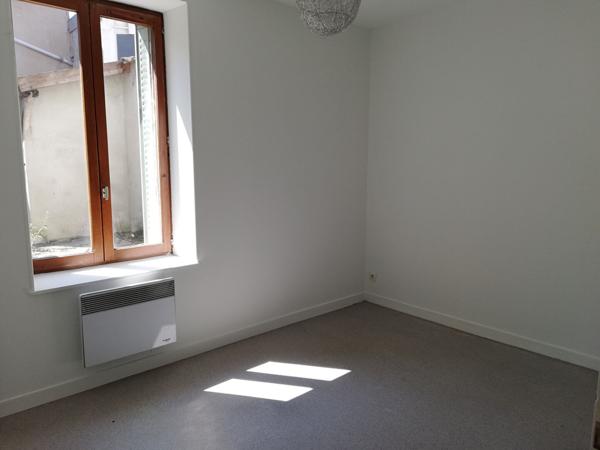 APPARTEMENT BOURG EN BRESSE - 2 pièce(s) - 35.41 m2