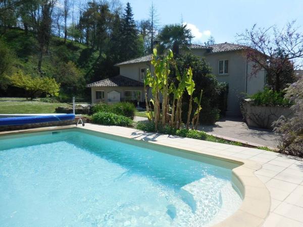 Maison 7 pièces 245 m² à vendre à Manthes 26210