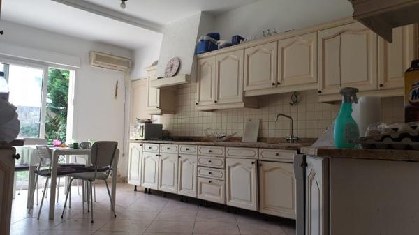 Maison mitoyenne 2 côtés Villeurbanne