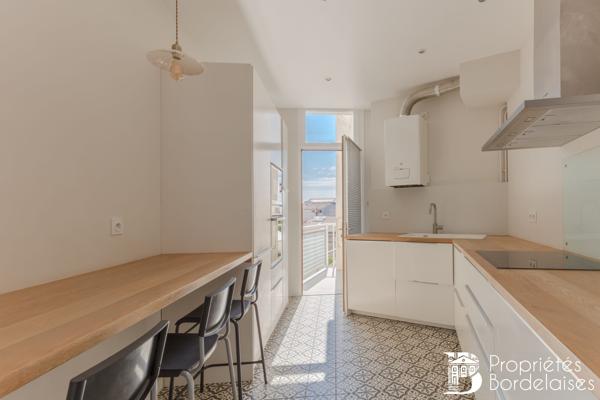 Superbe appartement T4 et garage, Bordeaux Fondaudège