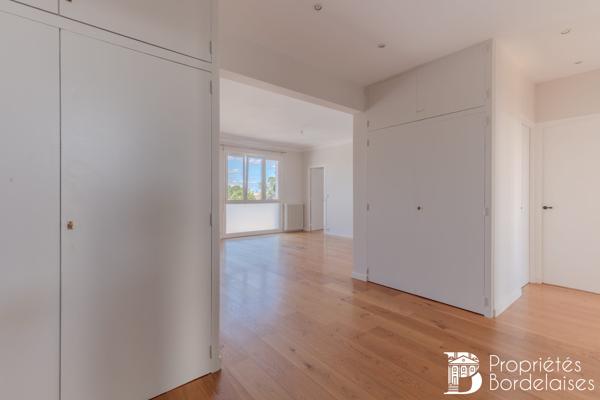 Superbe appartement T4 et garage, Bordeaux Fondaudège