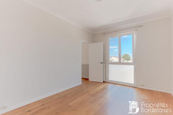 Superbe appartement T4 et garage, Bordeaux Fondaudège