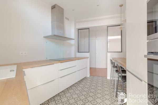 Superbe appartement T4 et garage, Bordeaux Fondaudège