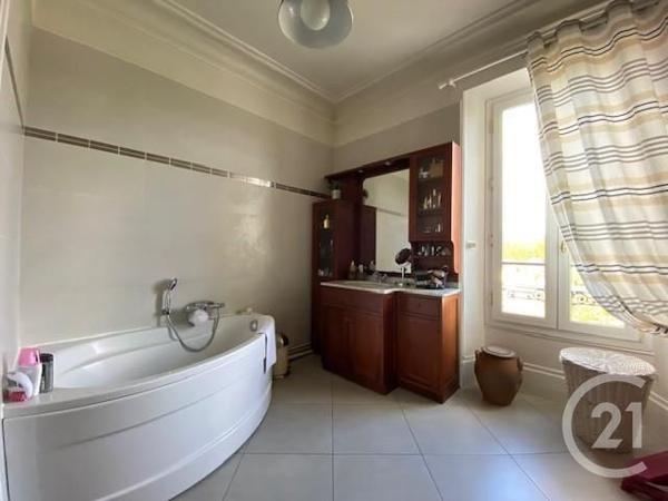 Maison à vendre  9 pièces - 190 m2 ST PIERRE LES NEMOURS - 77